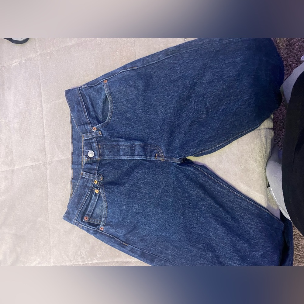 Levi 501 blue shrink to fit jeans